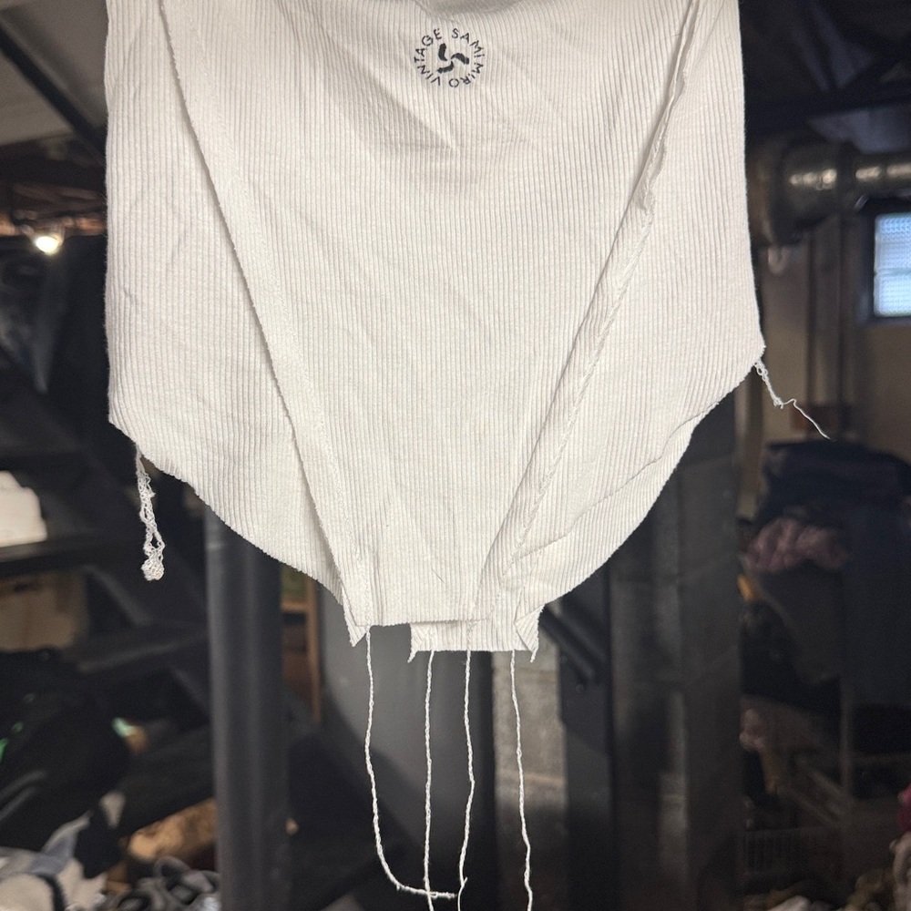 SAMI MIRO VINTAGE White Ribbed Top - Picture 6 of 7